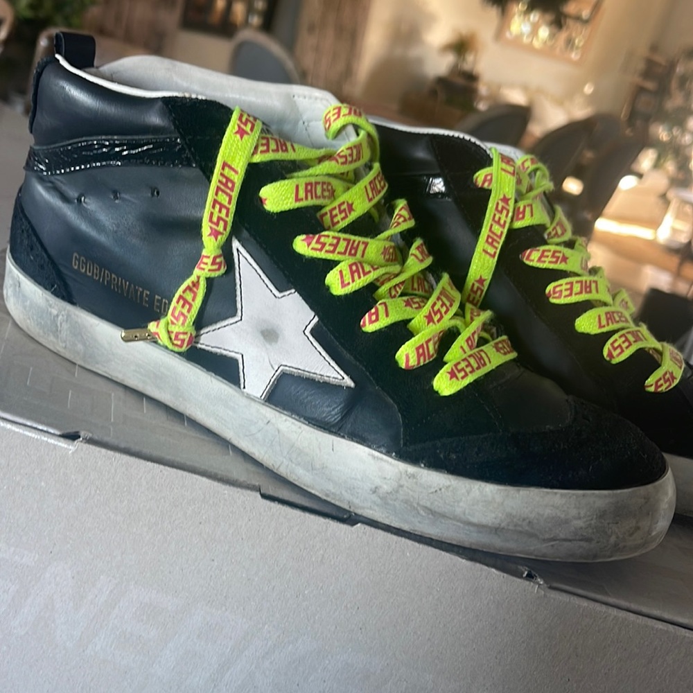 Slightly Worn But In Great Shape. Authentic Golde… - image 1